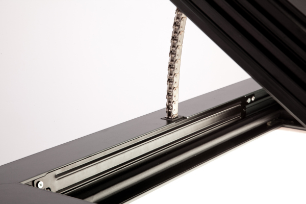 Napęd ukryty w profilu. Fot. D+H Polska