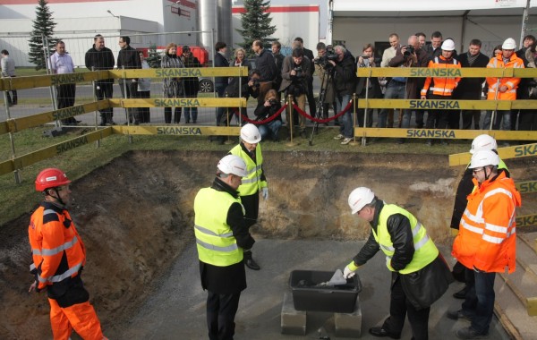 Wmurowanie kamienia węgielnego na budowie Fabryki Czekolady Barry Callebaut w Łodzi, fot. Barry Callebaut.