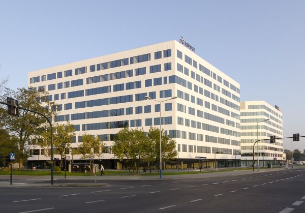 Budynki Kapelanki 42 oferują ponad 30 000 mkw. powierzchni biurowej klasy A. Fot. Skanska Property Poland