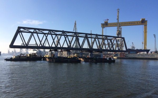 Montaż trzeciego przęsła Mostu Brdowskiego, fot. Jan Domański dla Mars Most Brdowski