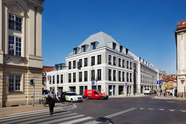 Projekt architektoniczny warszawskiego biurowca Plac Zamkowy - Business with Heritage powstał w pracowni RKW Rhode Kellermann Wawrowsky, fot. Senatorska Investment 