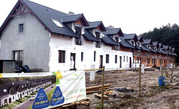 Pierwszy etap osiedla Rodzinny Zakątek, inwestycji firmy KM Building. Fot. materiały inwestora