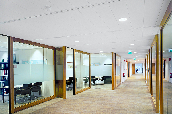 Nowa płyta sufitowa Ultima+, fot. Armstrong