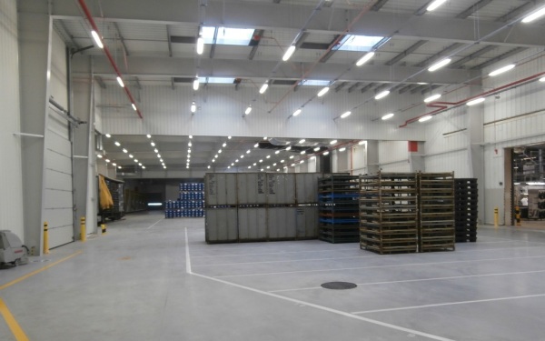 Firma GP Strategies zaprojektowała i nadzorowała rozbudowę zakładu produkcyjnego ram siedzień samochodowych Faurecii w Wałbrzychu