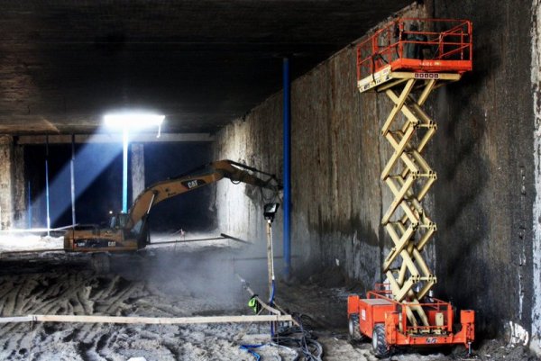 Na budowie dworca kolejowego Ł&oacute;dź Fabryczna. Fot. PKP PLK