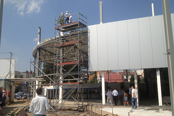 Zawieszenie wiechy w Galerii Karuzela, fot. Retail Concept