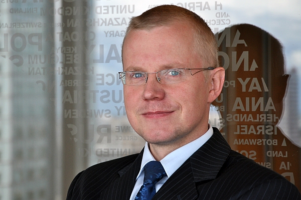 Aleksander Kuźniewski, CBRE