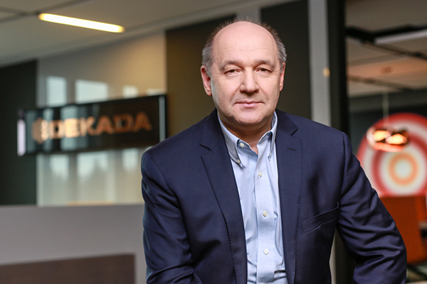 Aleksander Walczak, prezes sp&oacute;łki Dekada