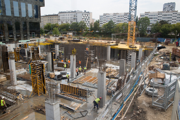 Chmielna 89 będzie gotowa pod koniec 2019 r. Chmielna 89 będzie gotowa pod koniec 2019 r.