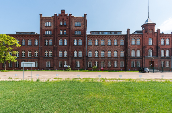 Ropzoczyna się rewitalziacja budynku Dyrekcji na terenie Stoczni Cesarskiej w Gdańsku