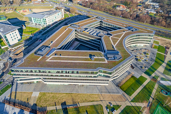 Aktualna siedziba Erbudu w biurowcu Royal Wilan&oacute;w w Warszawie. Fot. materiały sp&oacute;łki.