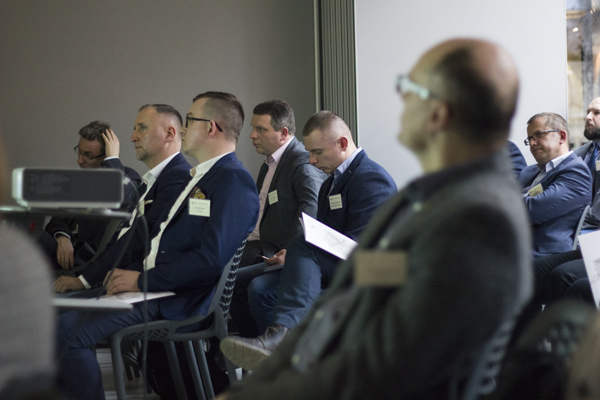 "Forum Ekspert&oacute;w", konferencja organizowana przez Kompas Inwestycji