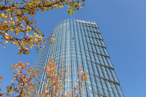 Wieża Mennica Legacy Tower w Warszawie oddana do użytkowania