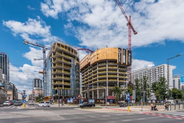 Budowa Mennica Legacy Tower w Warszawie