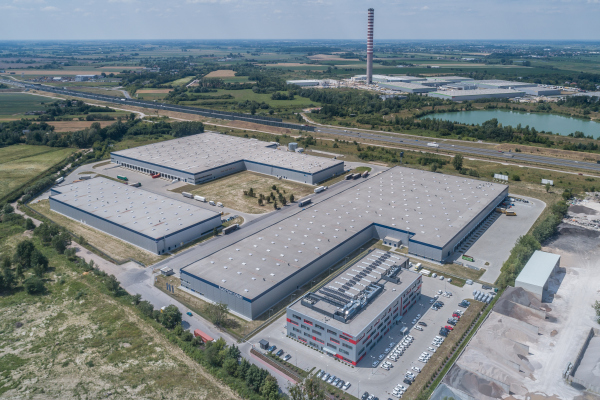 W ramach Panattoni Park Pruszk&oacute;w II powstały trzy hale magazynowe