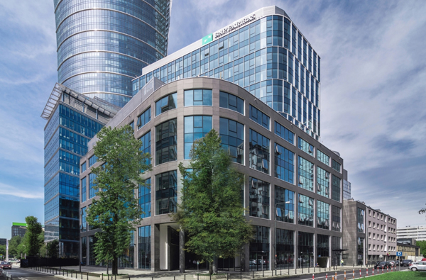 Biurowiec Wronia 31 w Warszawie